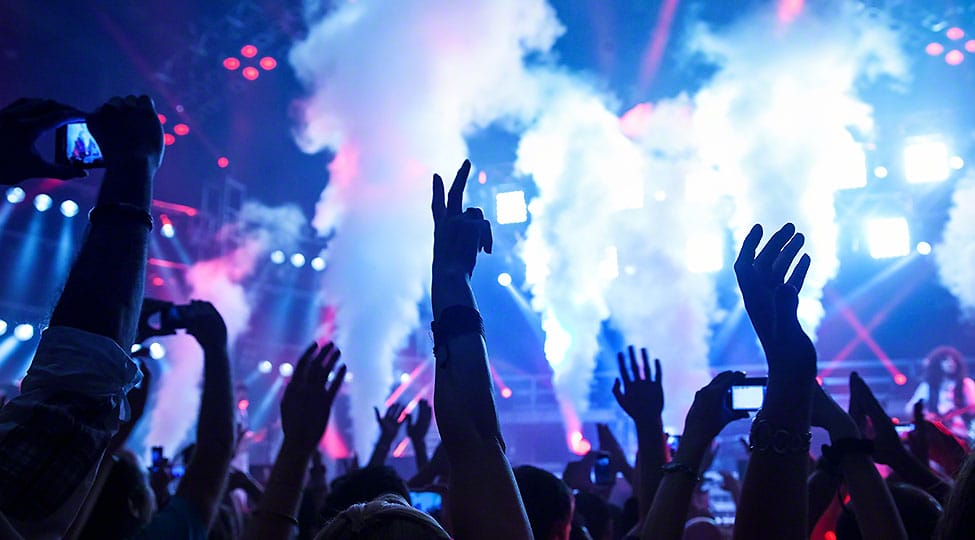 Things to keep in mind while hiring a party DJ Things to keep in mind while hiring a party DJ