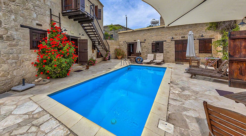 Helpful Information About Pool Landscaping! Helpful Information About Pool Landscaping!