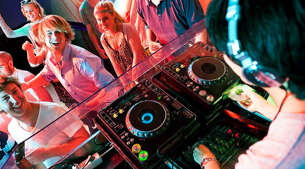 Don’t forget about Hiring Party DJ! Don’t forget about Hiring Party DJ!